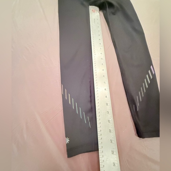 Black Athleta Leggings with Reflective Stripes Size Small - Picture 7 of 7
